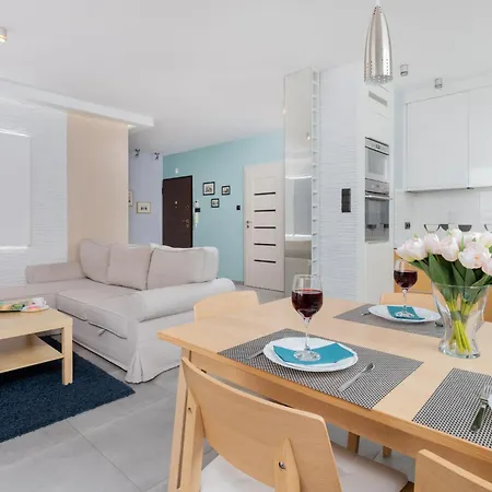 View Trzy Zagle With Balcony By Renters Danzica